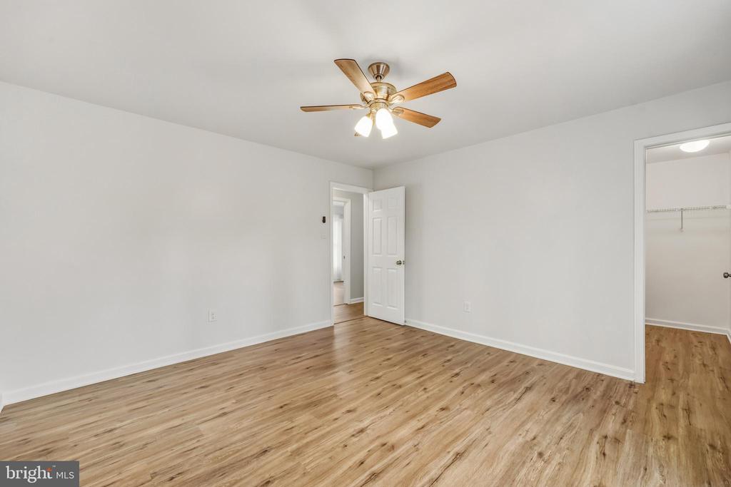 207 SPOTSWOOD RD, LOCUST GROVE, Virginia 22508, 4 Bedrooms Bedrooms, ,2 BathroomsBathrooms,Residential,207 SPOTSWOOD RD,VAOR2013236 MLS # VAOR2013236