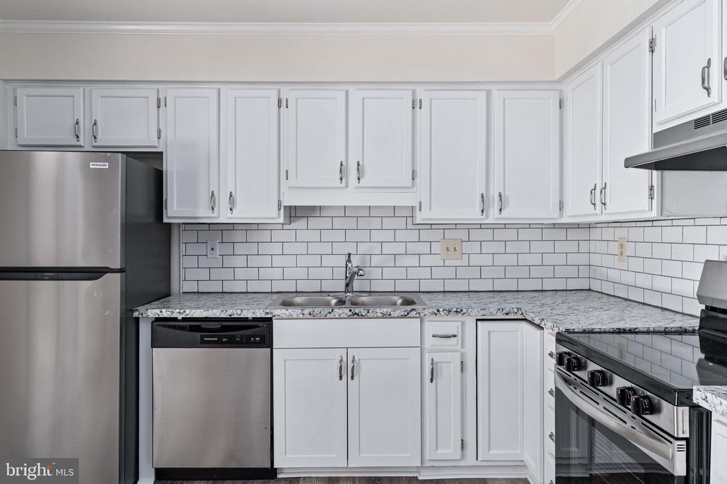 303 MT PLEASANT DR, LOCUST GROVE, Virginia 22508, 3 Bedrooms Bedrooms, ,2 BathroomsBathrooms,Residential,303 MT PLEASANT DR,VAOR2013238 MLS # VAOR2013238