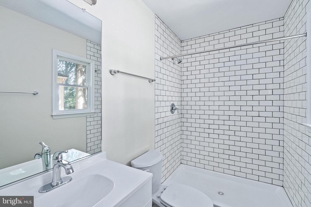 303 MT PLEASANT DR, LOCUST GROVE, Virginia 22508, 3 Bedrooms Bedrooms, ,2 BathroomsBathrooms,Residential,303 MT PLEASANT DR,VAOR2013238 MLS # VAOR2013238