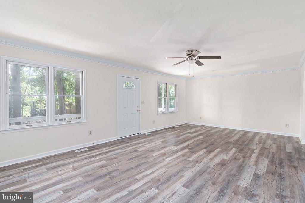 303 MT PLEASANT DR, LOCUST GROVE, Virginia 22508, 3 Bedrooms Bedrooms, ,2 BathroomsBathrooms,Residential,303 MT PLEASANT DR,VAOR2013238 MLS # VAOR2013238