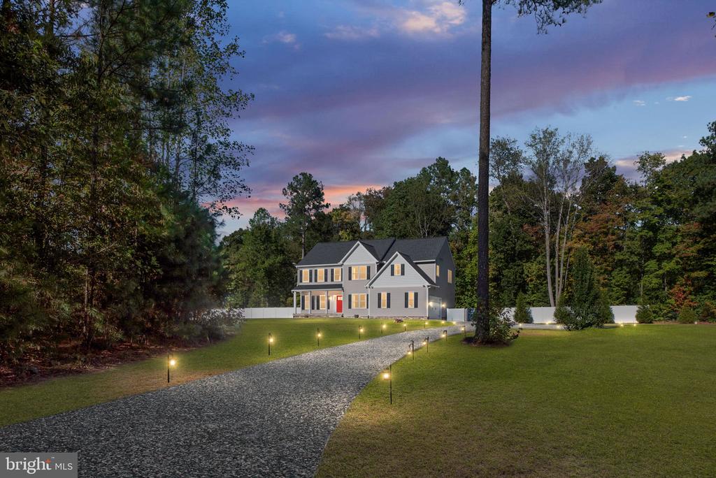 13201 BROOKE RIDGE LN, SPOTSYLVANIA, Virginia 22551, 5 Bedrooms Bedrooms, ,4 BathroomsBathrooms,Residential,13201 BROOKE RIDGE LN,VASP2039052 MLS # VASP2039052