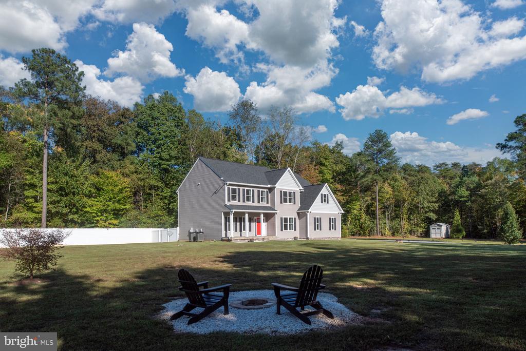 13201 BROOKE RIDGE LN, SPOTSYLVANIA, Virginia 22551, 5 Bedrooms Bedrooms, ,4 BathroomsBathrooms,Residential,13201 BROOKE RIDGE LN,VASP2039052 MLS # VASP2039052