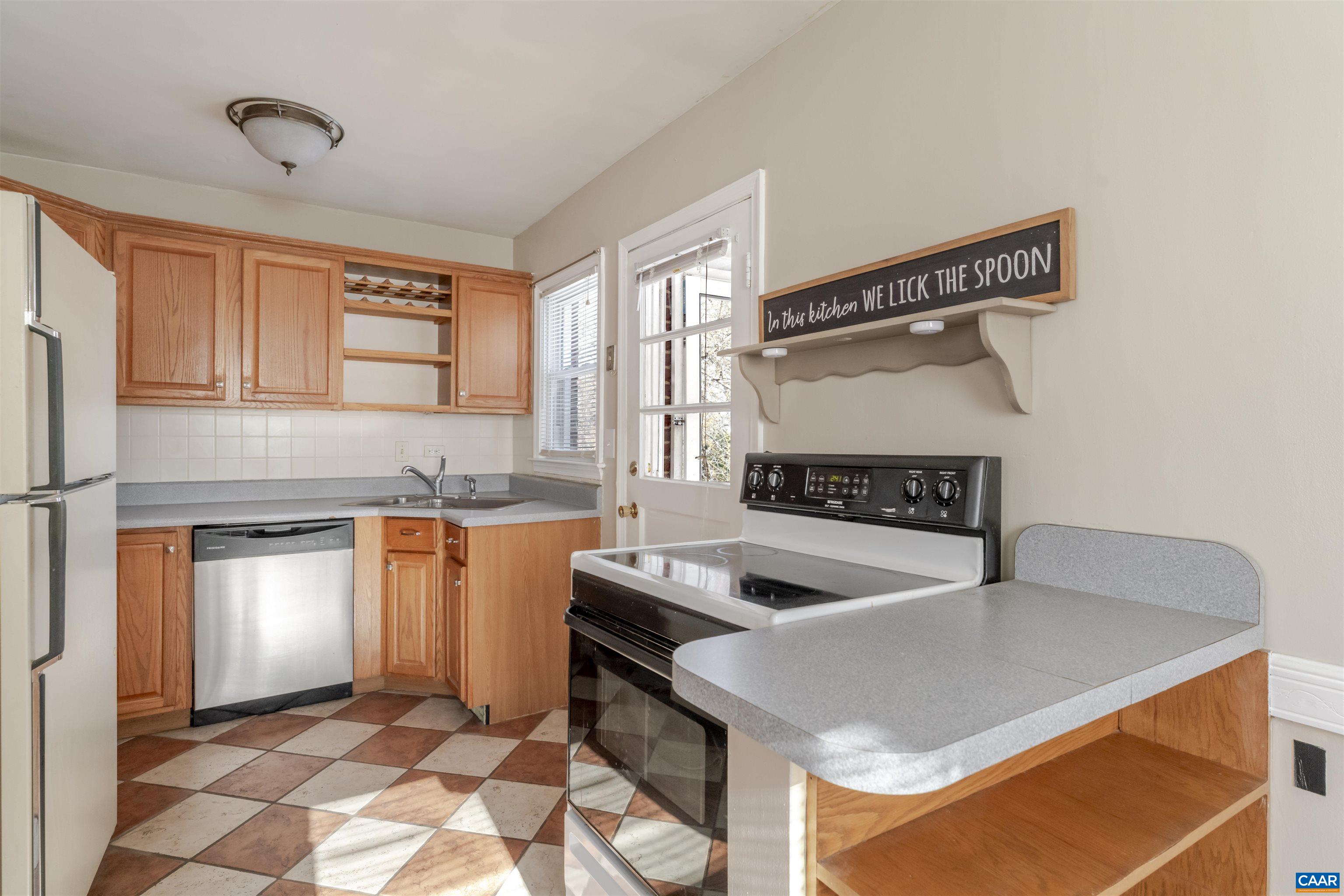 1006 HOLMES AVE, CHARLOTTESVILLE, Virginia 22901, 3 Bedrooms Bedrooms, ,1 BathroomBathrooms,Residential,1006 HOLMES AVE,672924 MLS # 672924