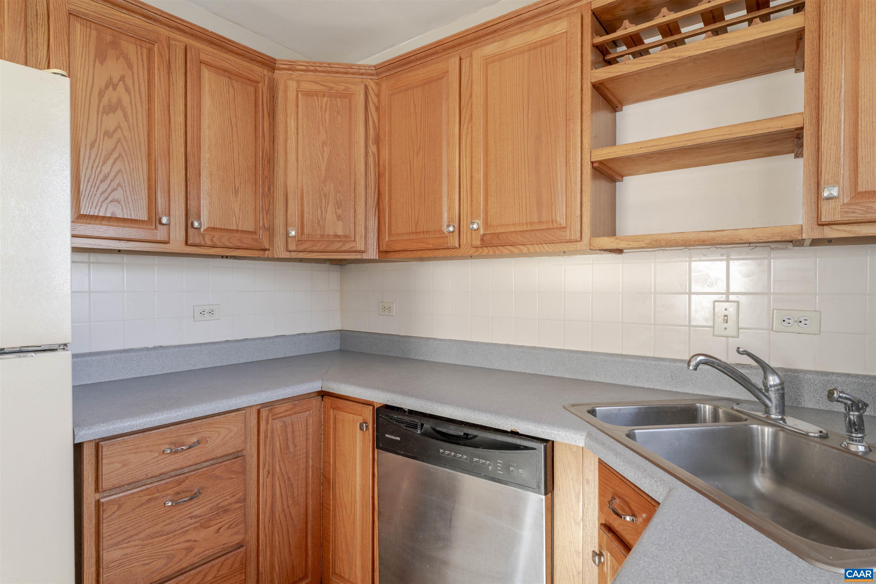 1006 HOLMES AVE, CHARLOTTESVILLE, Virginia 22901, 3 Bedrooms Bedrooms, ,1 BathroomBathrooms,Residential,1006 HOLMES AVE,672924 MLS # 672924