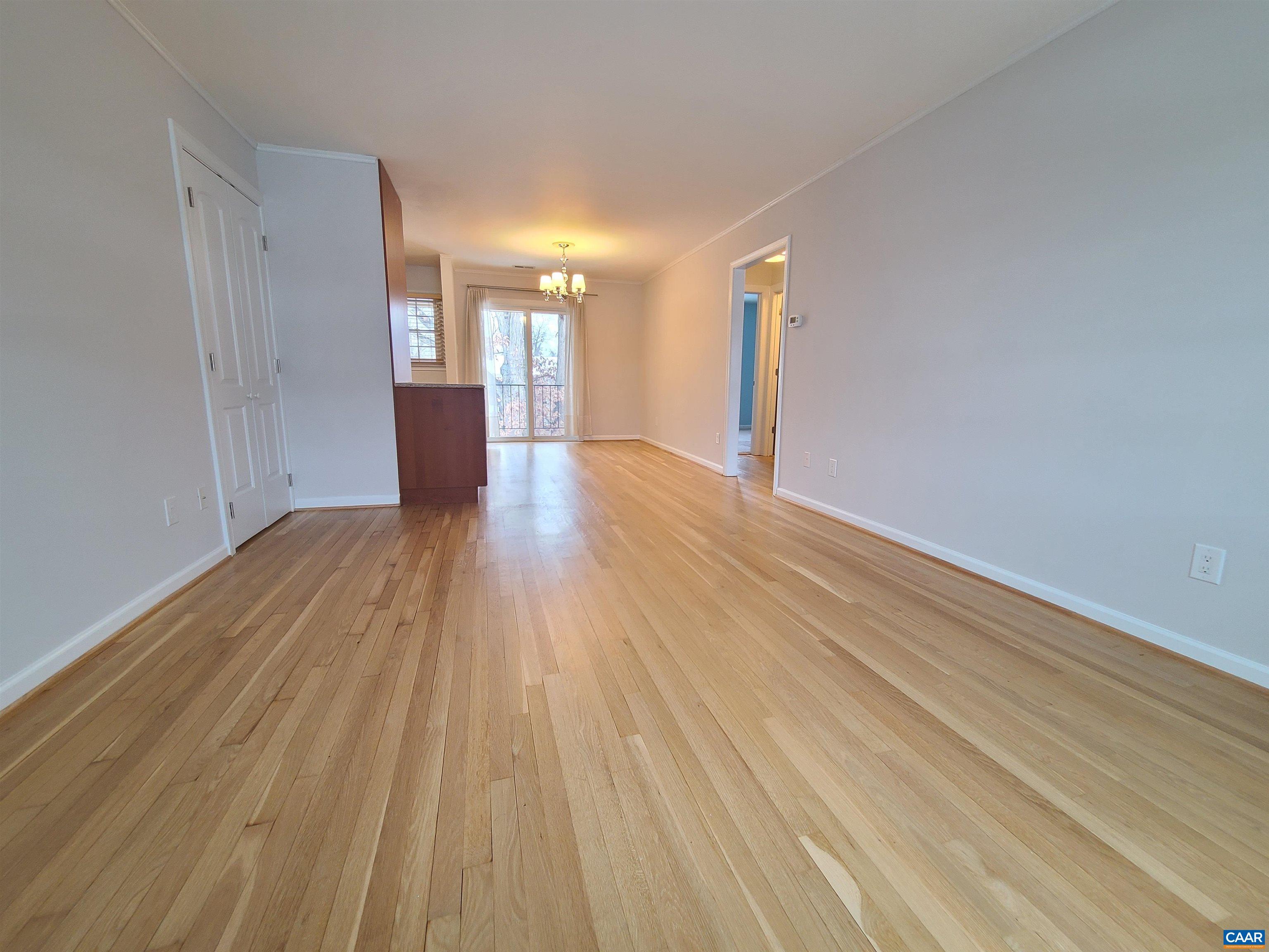 137 HESSIAN HILLS CIR, CHARLOTTESVILLE, Virginia 22901, 2 Bedrooms Bedrooms, ,1 BathroomBathrooms,Residential,137 HESSIAN HILLS CIR,672937 MLS # 672937