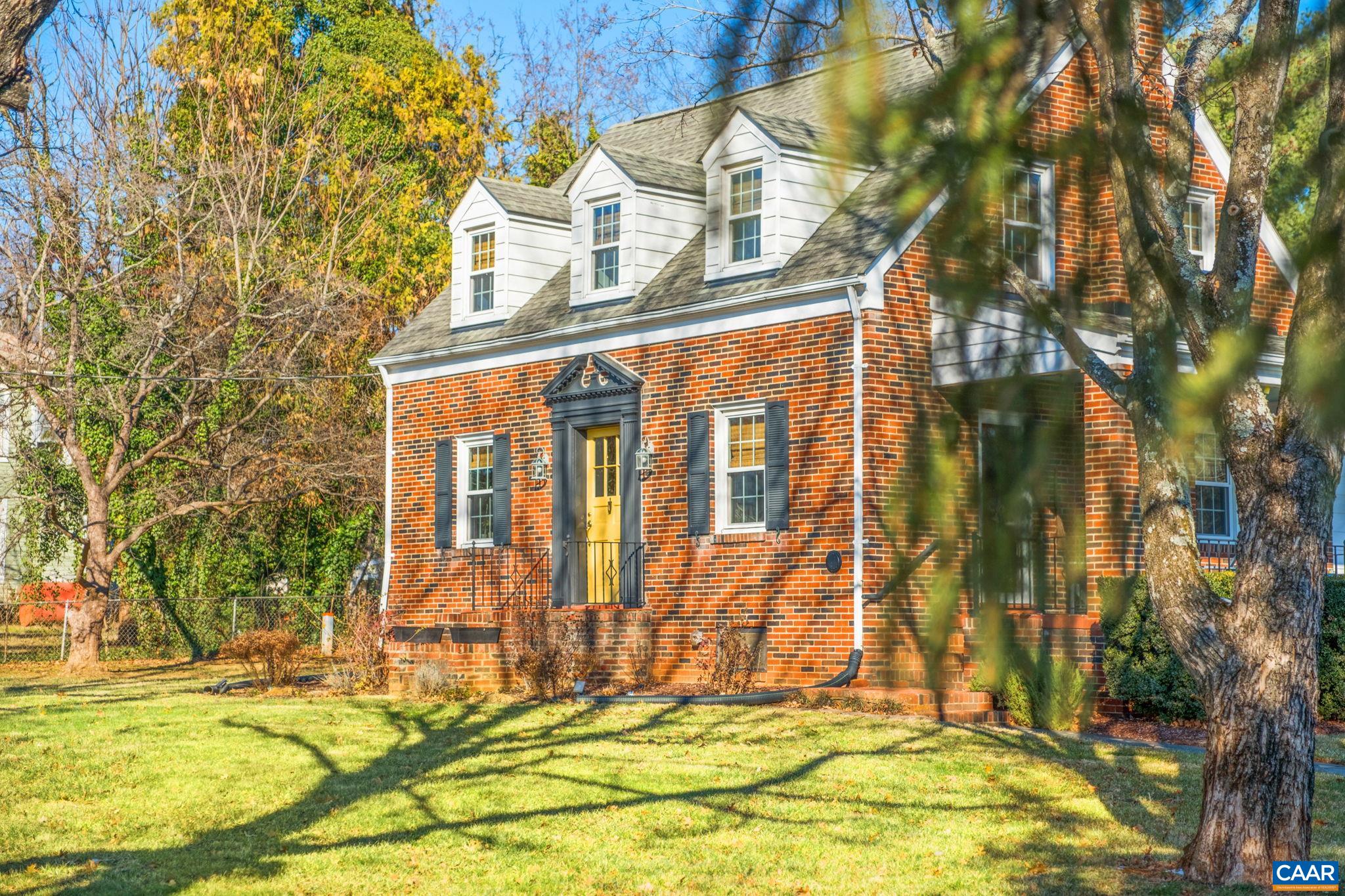 602 N MAIN ST, GORDONSVILLE, Virginia 22942, 3 Bedrooms Bedrooms, ,2 BathroomsBathrooms,Residential,602 N MAIN ST,672994 MLS # 672994