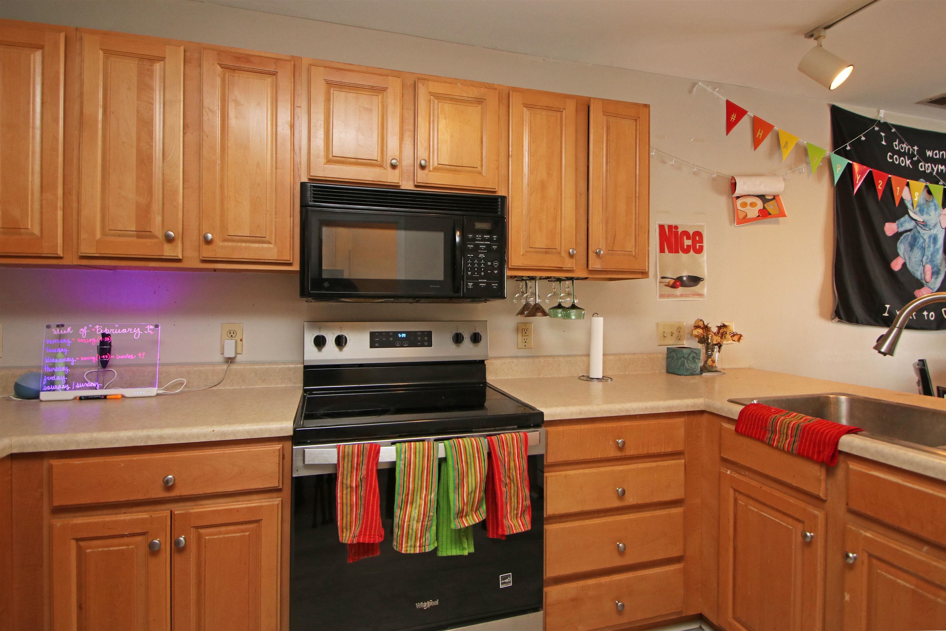 1366 HUNTERS RD, HARRISONBURG, Virginia 22801, 2 Bedrooms Bedrooms, ,2 BathroomsBathrooms,Residential,1366 HUNTERS RD,673005 MLS # 673005