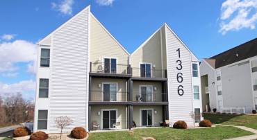 1366 HUNTERS RD, HARRISONBURG, Virginia 22801, 2 Bedrooms Bedrooms, ,2 BathroomsBathrooms,Residential,1366 HUNTERS RD,673005 MLS # 673005