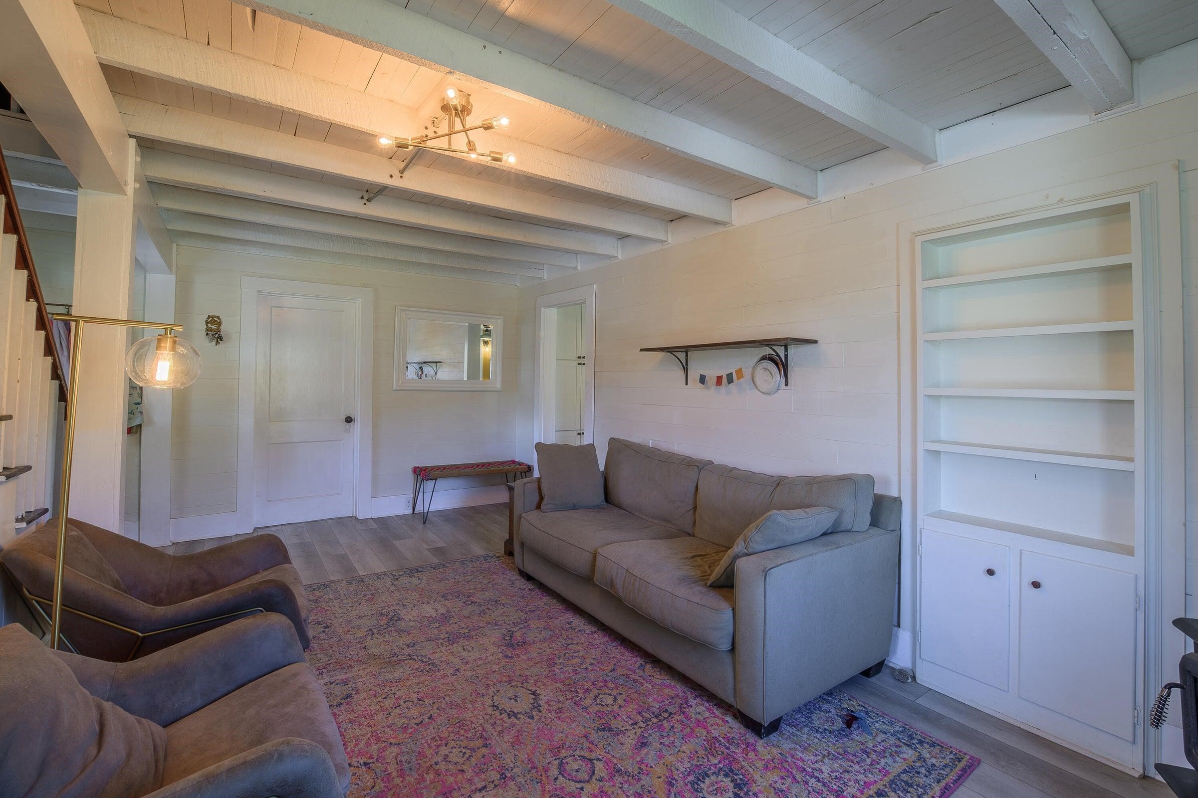 75 MARGARETS LN, LEXINGTON, Virginia 24450, 4 Bedrooms Bedrooms, ,2 BathroomsBathrooms,Residential,75 Margarets Lane Lexington, VA 24450,75 MARGARETS LN,673006 MLS # 673006