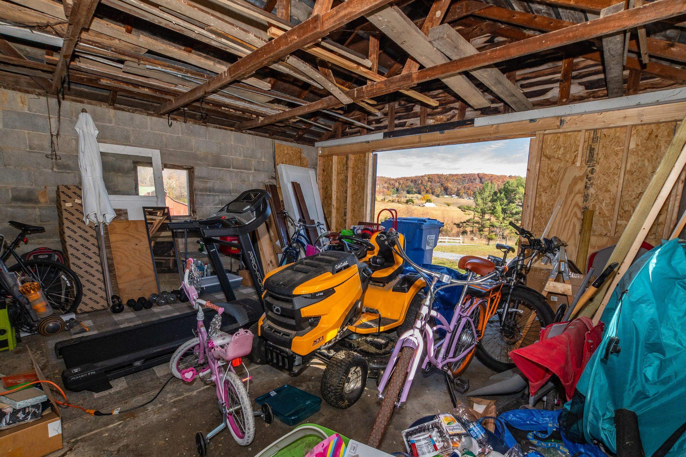 75 MARGARETS LN, LEXINGTON, Virginia 24450, 4 Bedrooms Bedrooms, ,2 BathroomsBathrooms,Residential,75 Margarets Lane Lexington, VA 24450,75 MARGARETS LN,673006 MLS # 673006