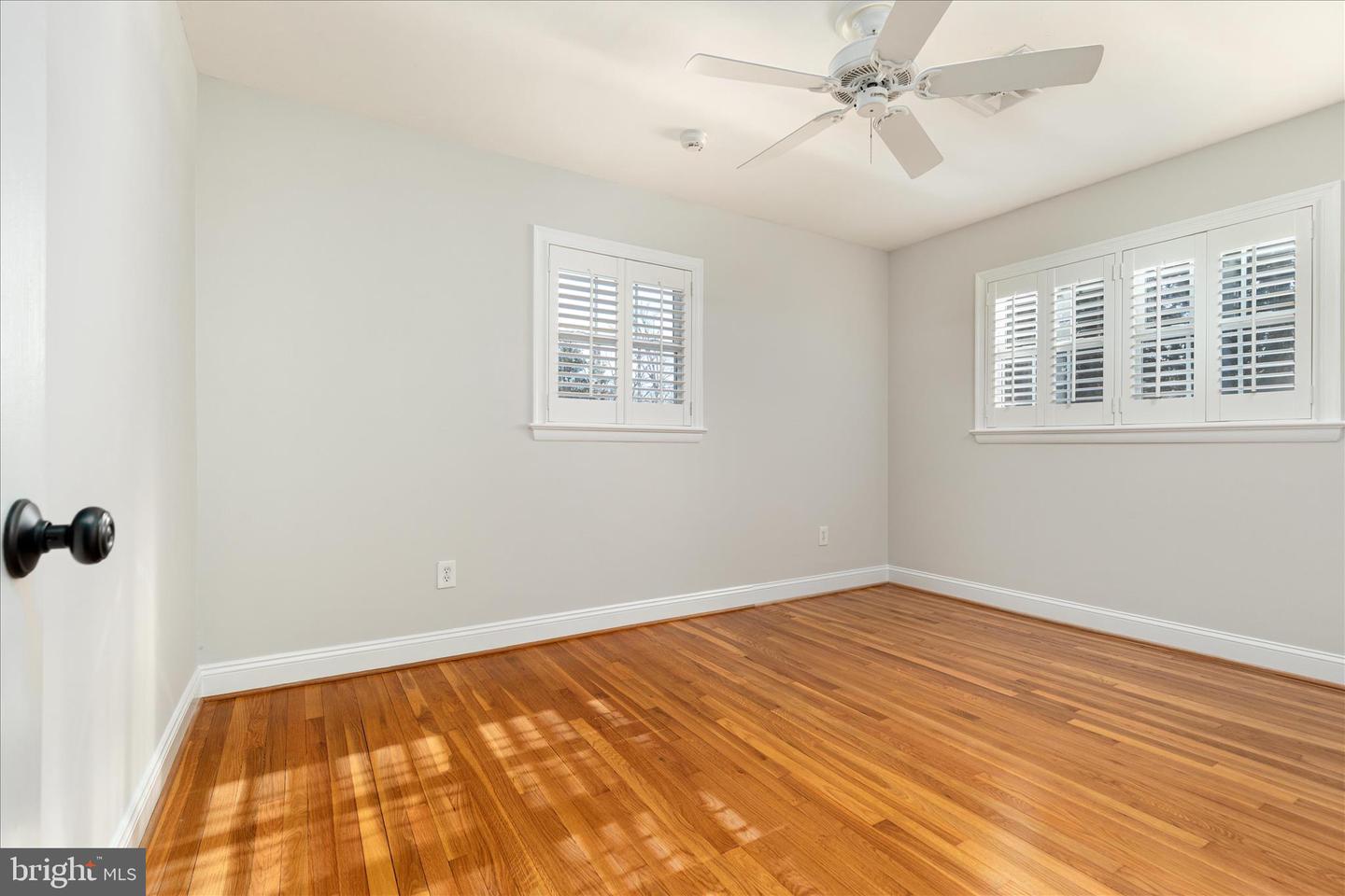 12016 WAYLAND ST, OAKTON, Virginia 22124, 3 Bedrooms Bedrooms, ,3 BathroomsBathrooms,Residential,For sale,12016 WAYLAND ST,VAFX2285456 MLS # VAFX2285456