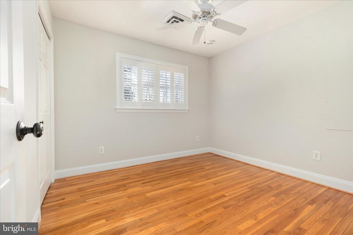 12016 WAYLAND ST, OAKTON, Virginia 22124, 3 Bedrooms Bedrooms, ,3 BathroomsBathrooms,Residential,For sale,12016 WAYLAND ST,VAFX2285456 MLS # VAFX2285456