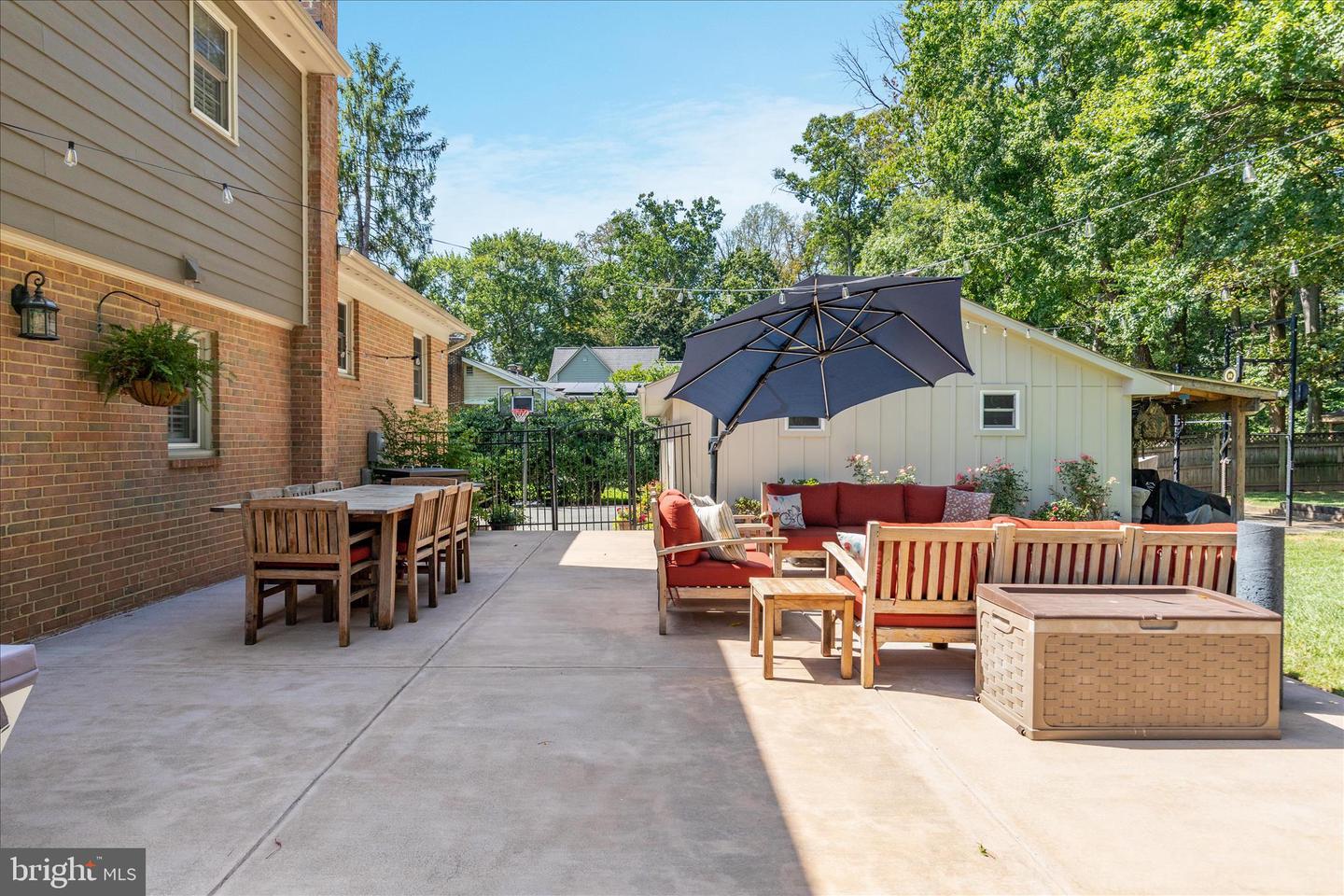 12016 WAYLAND ST, OAKTON, Virginia 22124, 3 Bedrooms Bedrooms, ,3 BathroomsBathrooms,Residential,For sale,12016 WAYLAND ST,VAFX2285456 MLS # VAFX2285456