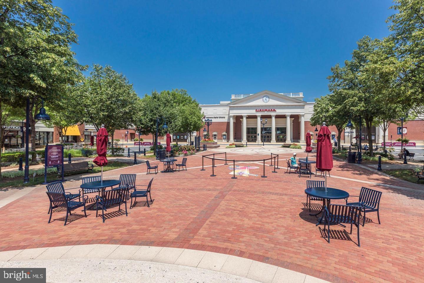 12016 WAYLAND ST, OAKTON, Virginia 22124, 3 Bedrooms Bedrooms, ,3 BathroomsBathrooms,Residential,For sale,12016 WAYLAND ST,VAFX2285456 MLS # VAFX2285456