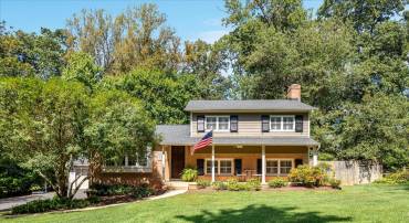 12016 WAYLAND ST, OAKTON, Virginia 22124, 3 Bedrooms Bedrooms, ,3 BathroomsBathrooms,Residential,For sale,12016 WAYLAND ST,VAFX2285456 MLS # VAFX2285456