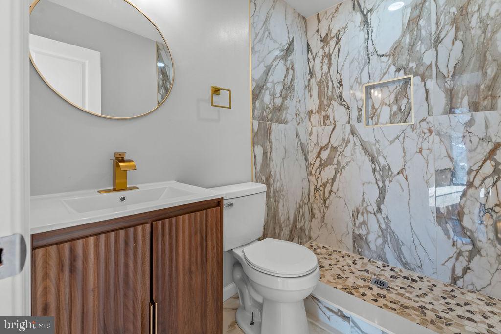 5034 NASH ST NE, WASHINGTON, District Of Columbia 20019, 4 Bedrooms Bedrooms, ,3 BathroomsBathrooms,Residential,For sale,5034 NASH ST NE,DCDC2241184 MLS # DCDC2241184