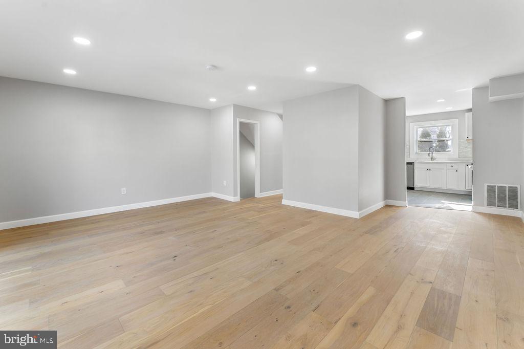 5034 NASH ST NE, WASHINGTON, District Of Columbia 20019, 4 Bedrooms Bedrooms, ,3 BathroomsBathrooms,Residential,For sale,5034 NASH ST NE,DCDC2241184 MLS # DCDC2241184