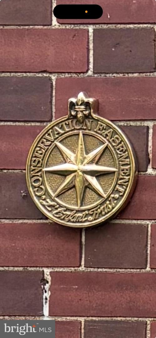 1239 C ST SE #1, WASHINGTON, District Of Columbia 20003, 1 Bedroom Bedrooms, ,1 BathroomBathrooms,Residential,For sale,1239 C ST SE #1,DCDC2241112 MLS # DCDC2241112