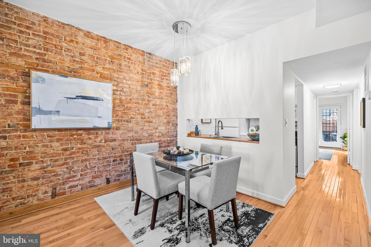 1239 C ST SE #1, WASHINGTON, District Of Columbia 20003, 1 Bedroom Bedrooms, ,1 BathroomBathrooms,Residential,For sale,1239 C ST SE #1,DCDC2241112 MLS # DCDC2241112