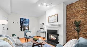 1239 C ST SE #1, WASHINGTON, District Of Columbia 20003, 1 Bedroom Bedrooms, ,1 BathroomBathrooms,Residential,For sale,1239 C ST SE #1,DCDC2241112 MLS # DCDC2241112