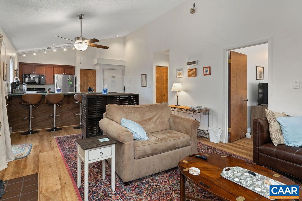 2224 TANNERS RIDGE CONDOS #2224, WINTERGREEN, Virginia 22967, 2 Bedrooms Bedrooms, ,2 BathroomsBathrooms,Residential,For sale,2224 TANNERS RIDGE CONDOS #2224,672456 MLS # 672456