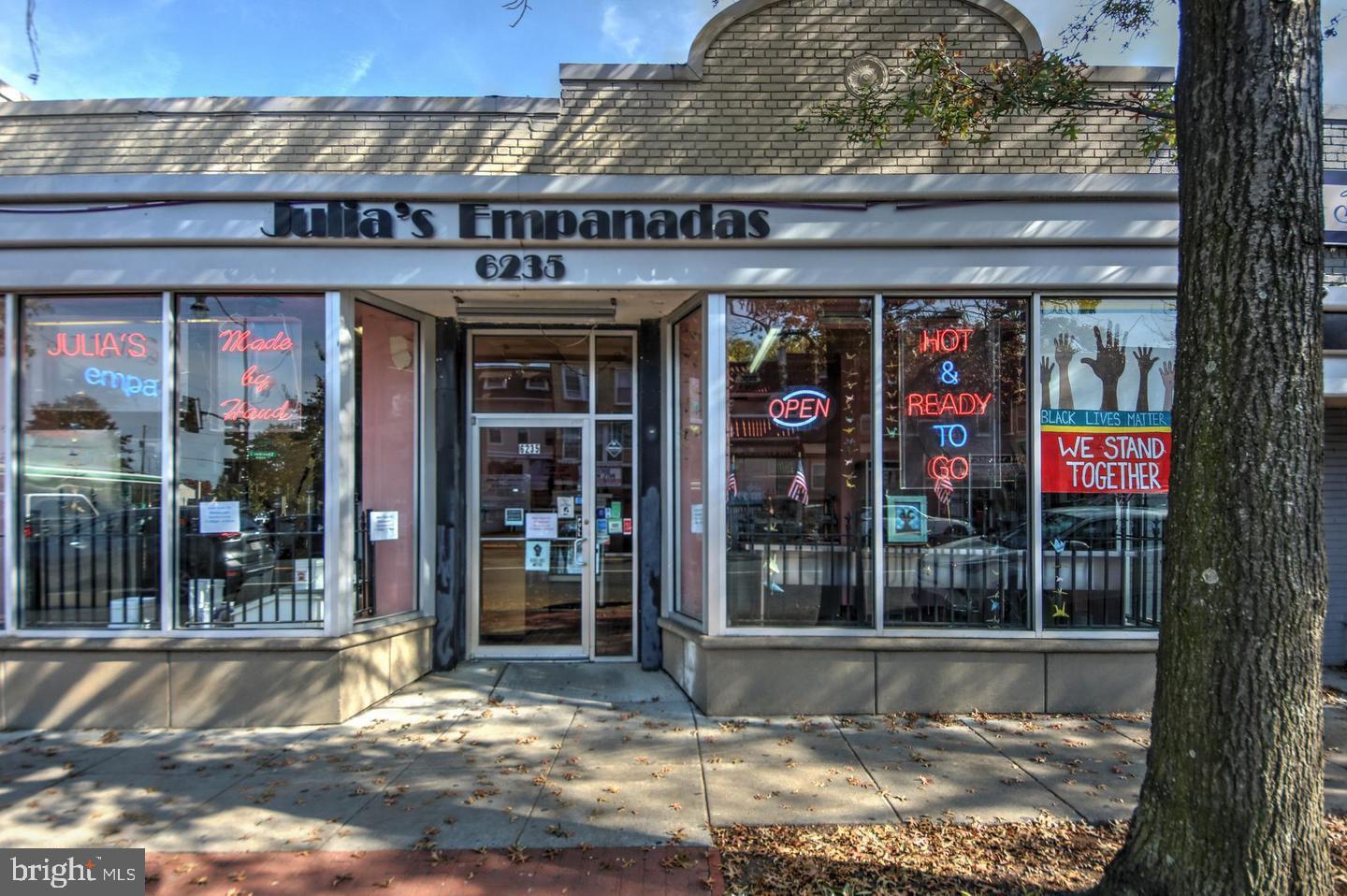 236 FARRAGUT ST NW #H-203, WASHINGTON, District Of Columbia 20011, 3 Bedrooms Bedrooms, 8 Rooms Rooms,1 BathroomBathrooms,Residential,For sale,236 FARRAGUT ST NW #H-203,DCDC2241458 MLS # DCDC2241458