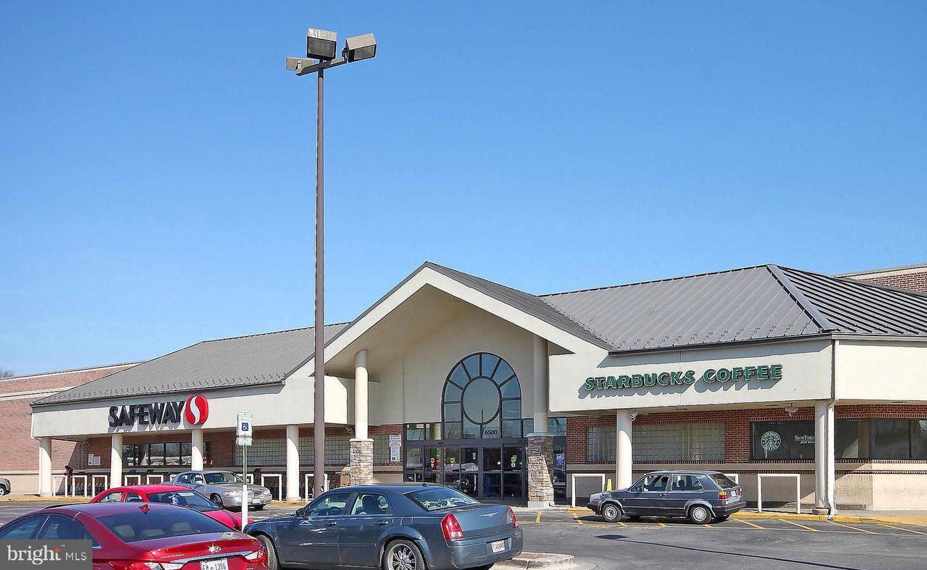 236 FARRAGUT ST NW #H-203, WASHINGTON, District Of Columbia 20011, 3 Bedrooms Bedrooms, 8 Rooms Rooms,1 BathroomBathrooms,Residential,For sale,236 FARRAGUT ST NW #H-203,DCDC2241458 MLS # DCDC2241458