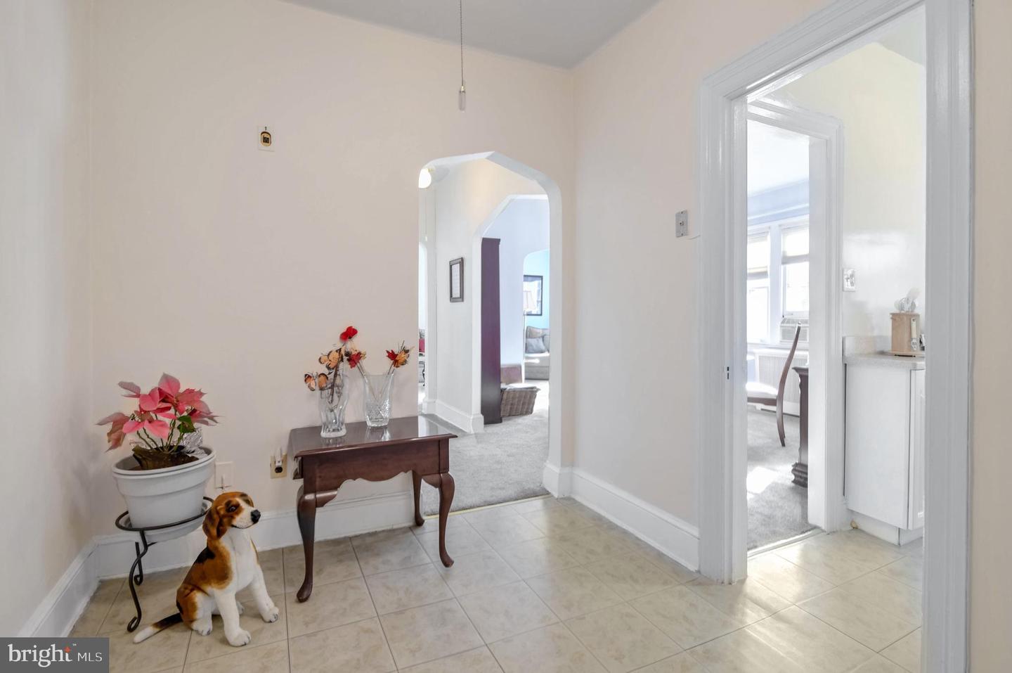 236 FARRAGUT ST NW #H-203, WASHINGTON, District Of Columbia 20011, 3 Bedrooms Bedrooms, 8 Rooms Rooms,1 BathroomBathrooms,Residential,For sale,236 FARRAGUT ST NW #H-203,DCDC2241458 MLS # DCDC2241458