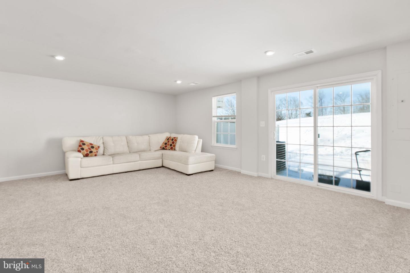 706 ROLLING VALLEY DR, FREDERICKSBURG, Virginia 22405, 3 Bedrooms Bedrooms, ,3 BathroomsBathrooms,Residential,For sale,706 ROLLING VALLEY DR,VAST2045280 MLS # VAST2045280