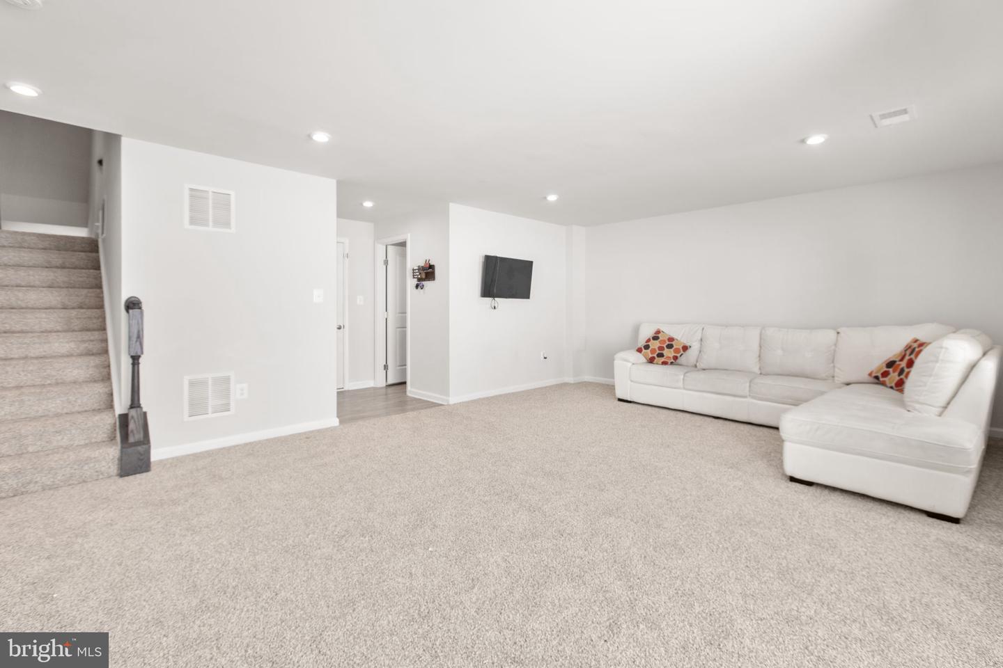 706 ROLLING VALLEY DR, FREDERICKSBURG, Virginia 22405, 3 Bedrooms Bedrooms, ,3 BathroomsBathrooms,Residential,For sale,706 ROLLING VALLEY DR,VAST2045280 MLS # VAST2045280