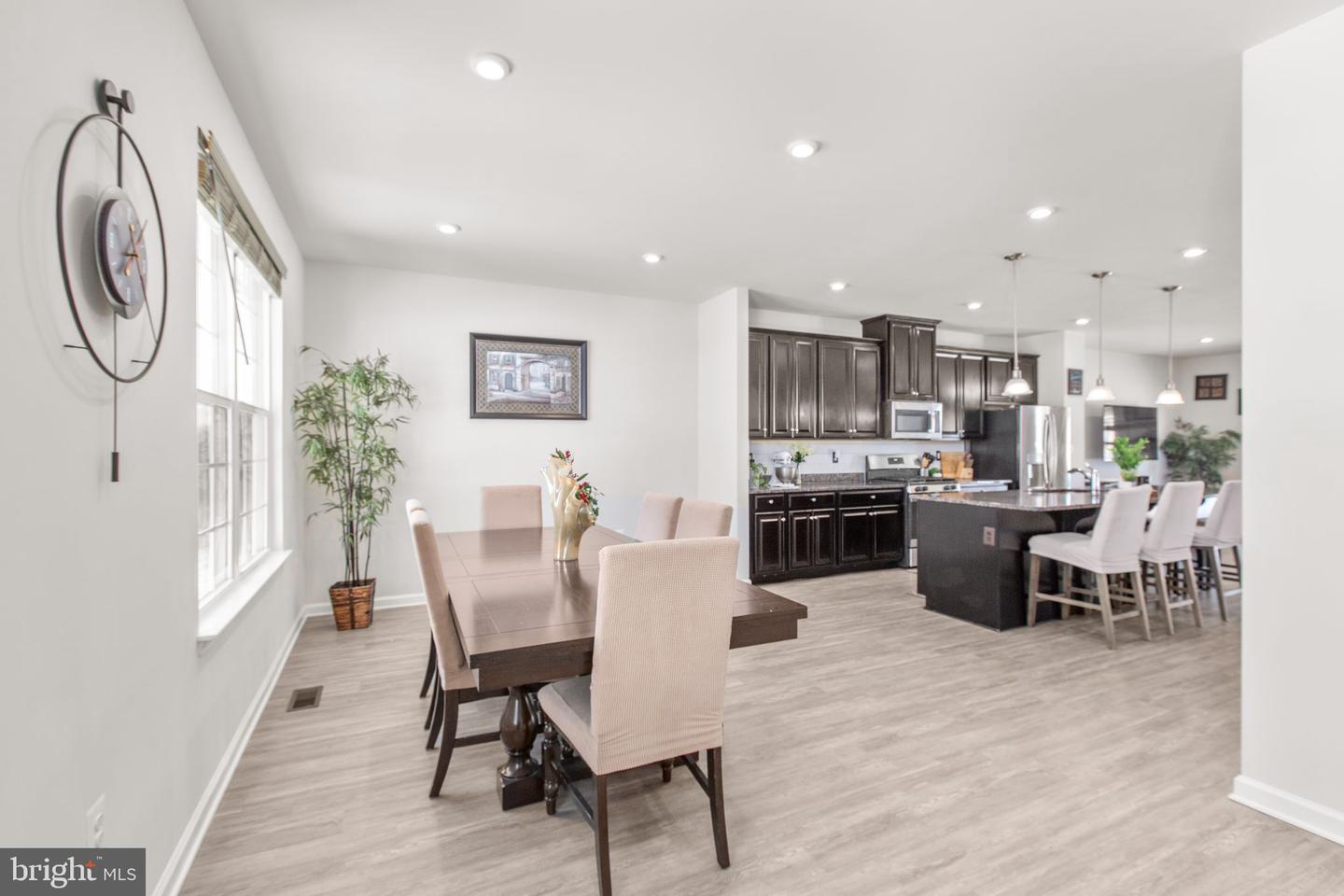 706 ROLLING VALLEY DR, FREDERICKSBURG, Virginia 22405, 3 Bedrooms Bedrooms, ,3 BathroomsBathrooms,Residential,For sale,706 ROLLING VALLEY DR,VAST2045280 MLS # VAST2045280