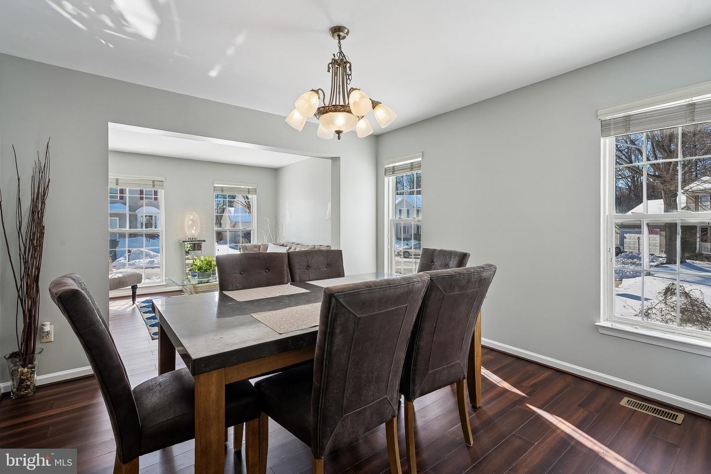 5684 ASSATEAGUE PL, MANASSAS, Virginia 20112, 4 Bedrooms Bedrooms, ,3 BathroomsBathrooms,Residential,For sale,5684 ASSATEAGUE PL,VAPW2110576 MLS # VAPW2110576