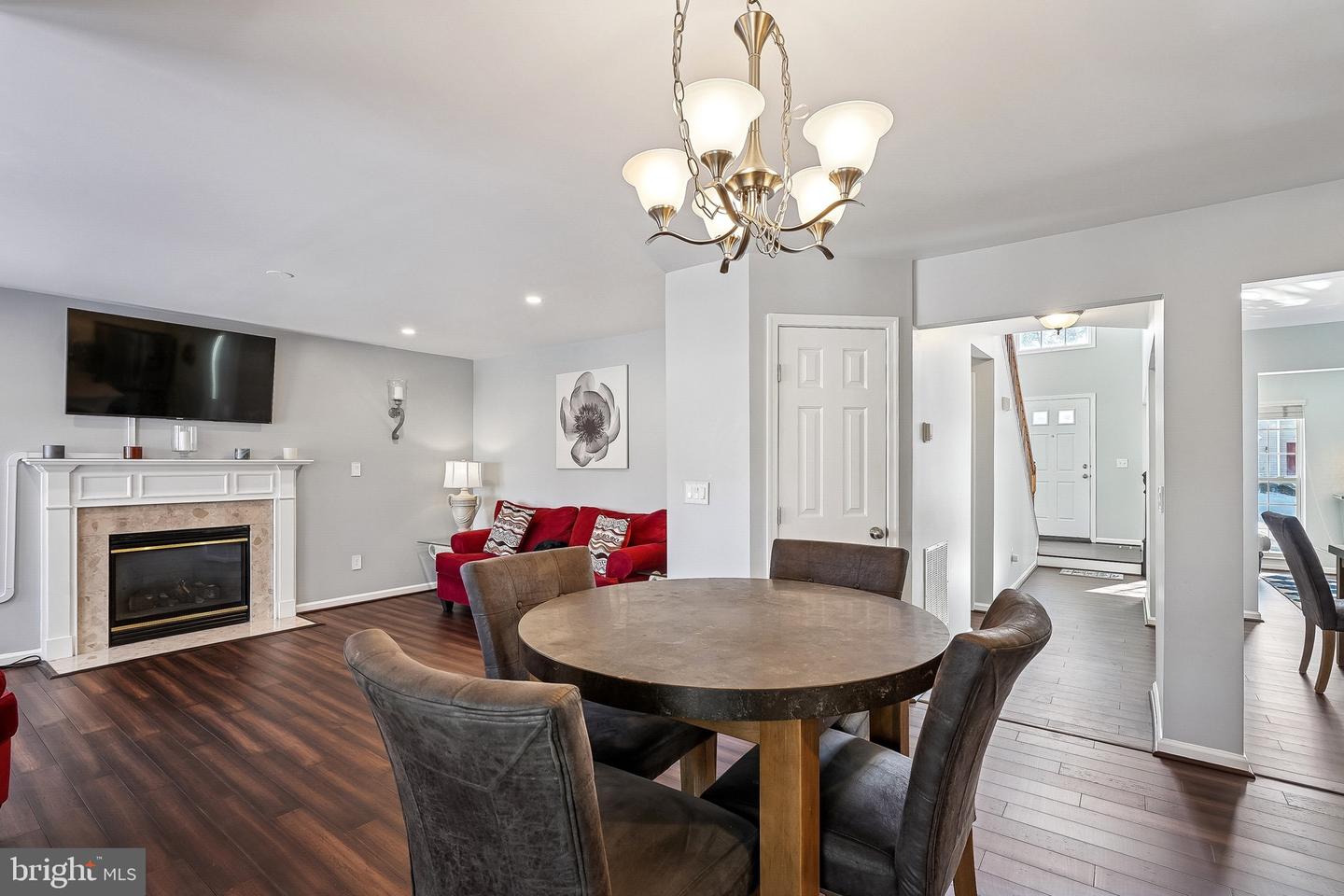 5684 ASSATEAGUE PL, MANASSAS, Virginia 20112, 4 Bedrooms Bedrooms, ,3 BathroomsBathrooms,Residential,For sale,5684 ASSATEAGUE PL,VAPW2110576 MLS # VAPW2110576