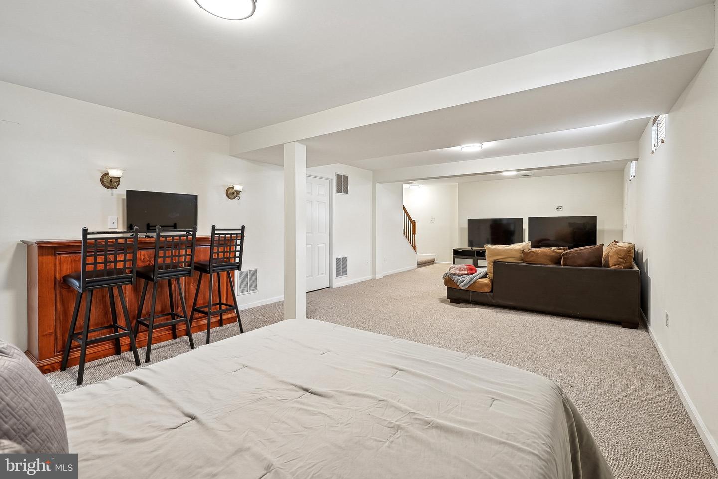 5684 ASSATEAGUE PL, MANASSAS, Virginia 20112, 4 Bedrooms Bedrooms, ,3 BathroomsBathrooms,Residential,For sale,5684 ASSATEAGUE PL,VAPW2110576 MLS # VAPW2110576