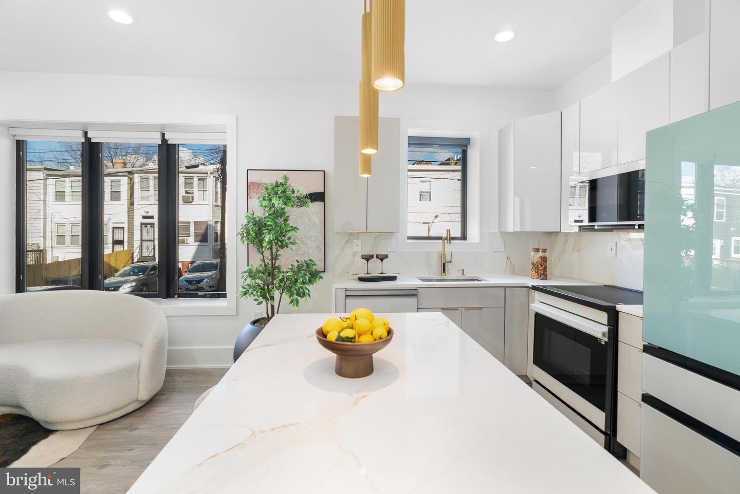 1140 OATES ST NE #202, WASHINGTON, District Of Columbia 20002, 3 Bedrooms Bedrooms, ,3 BathroomsBathrooms,Residential,For sale,1140 OATES ST NE #202,DCDC2241494 MLS # DCDC2241494