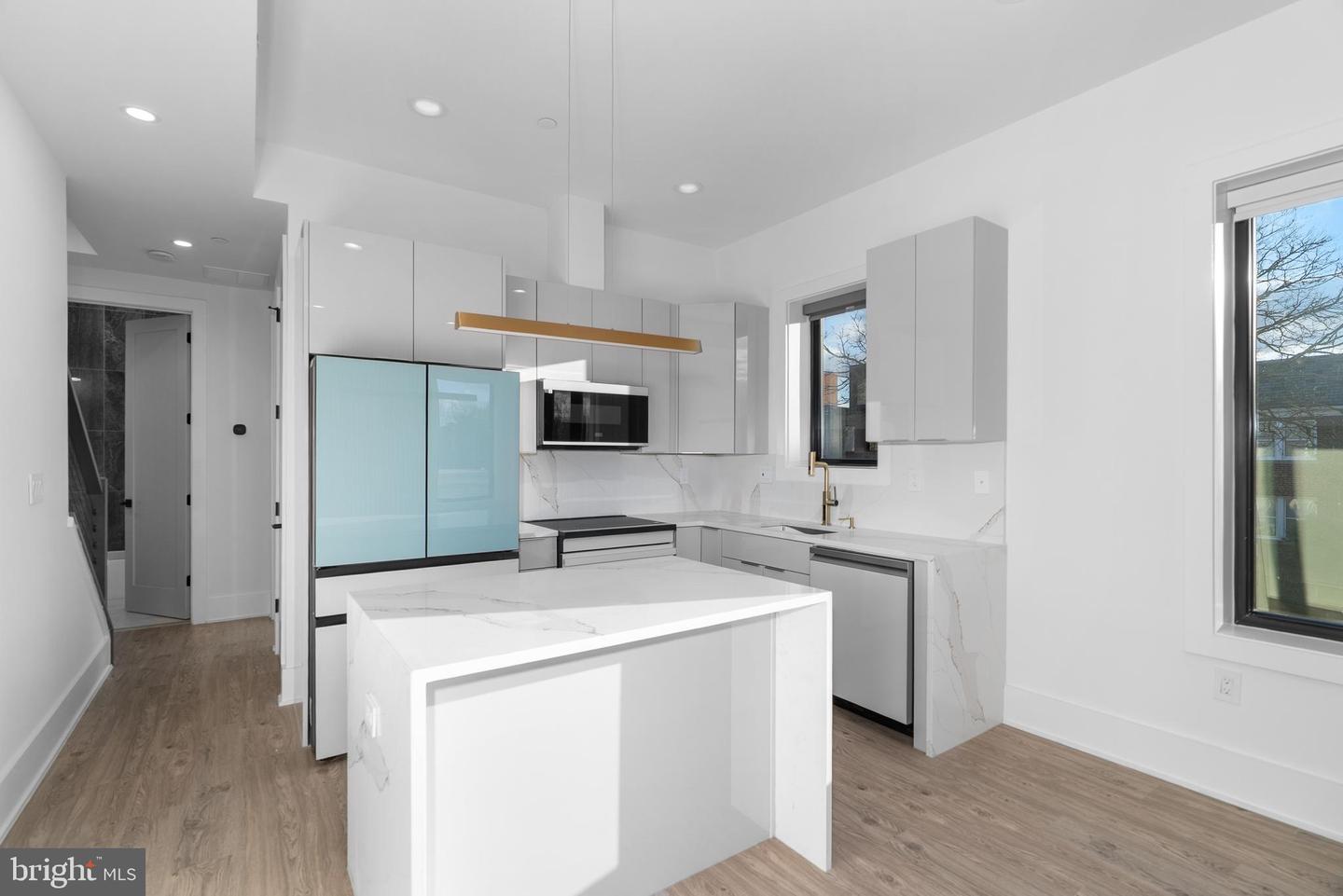 1140 OATES ST NE #202, WASHINGTON, District Of Columbia 20002, 3 Bedrooms Bedrooms, ,3 BathroomsBathrooms,Residential,For sale,1140 OATES ST NE #202,DCDC2241494 MLS # DCDC2241494