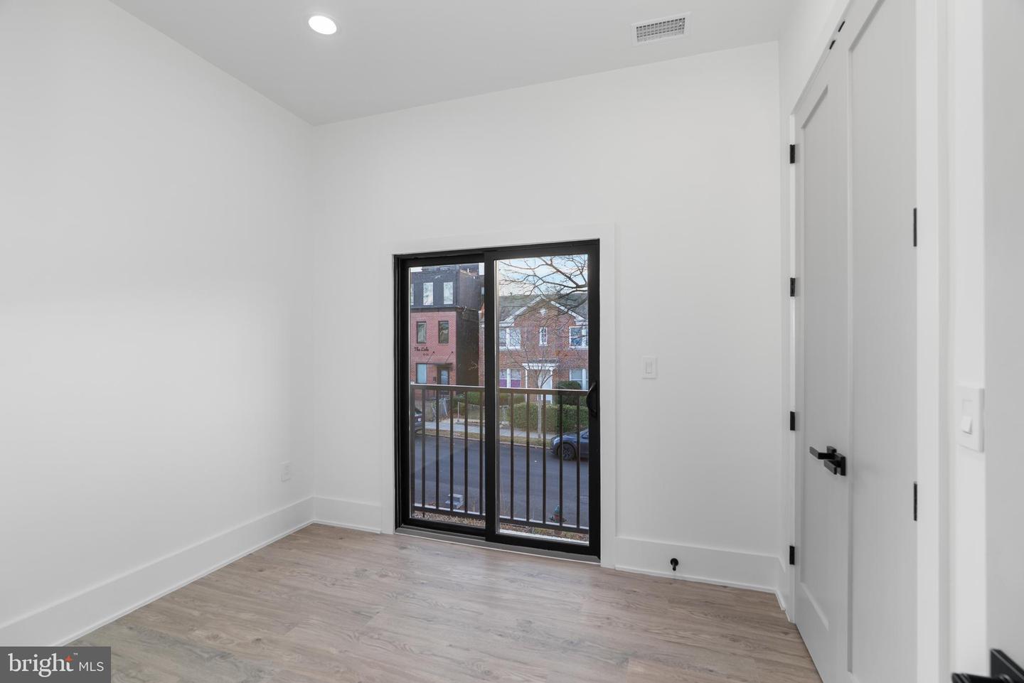 1140 OATES ST NE #202, WASHINGTON, District Of Columbia 20002, 3 Bedrooms Bedrooms, ,3 BathroomsBathrooms,Residential,For sale,1140 OATES ST NE #202,DCDC2241494 MLS # DCDC2241494