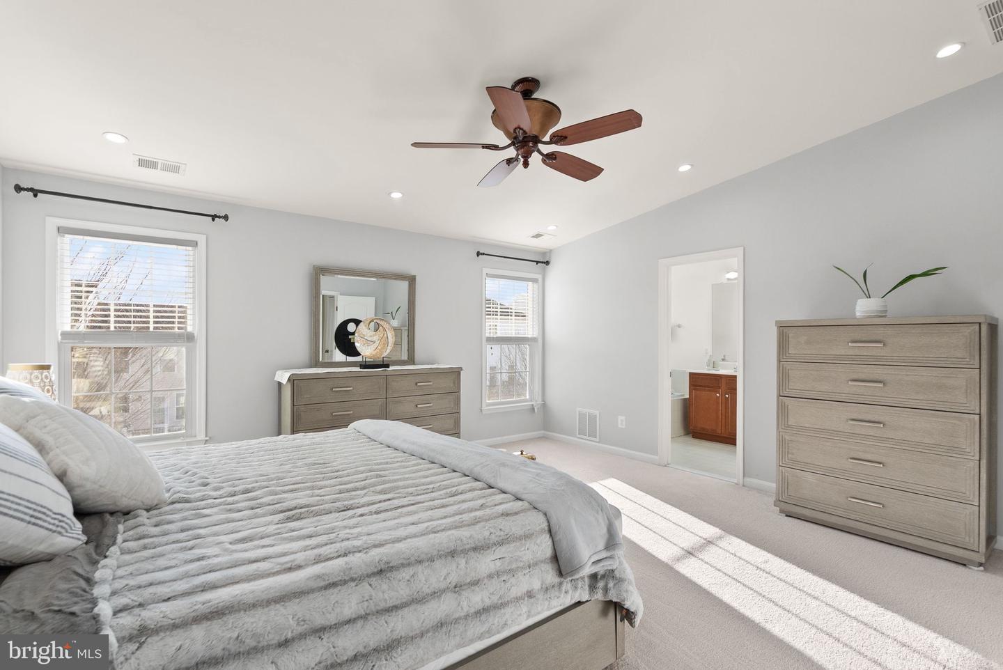 41919 MORELAND MINE TER, ALDIE, Virginia 20105, 3 Bedrooms Bedrooms, 13 Rooms Rooms,3 BathroomsBathrooms,Residential,For sale,41919 MORELAND MINE TER,VALO2113990 MLS # VALO2113990