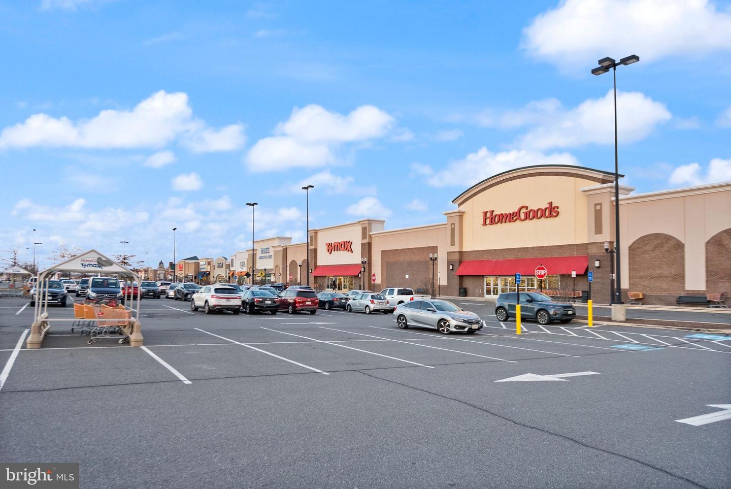 41919 MORELAND MINE TER, ALDIE, Virginia 20105, 3 Bedrooms Bedrooms, 13 Rooms Rooms,3 BathroomsBathrooms,Residential,For sale,41919 MORELAND MINE TER,VALO2113990 MLS # VALO2113990