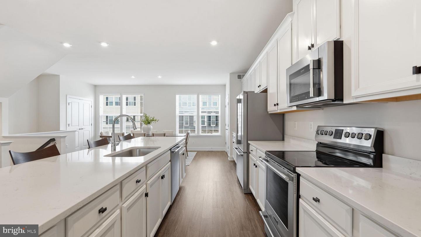 10644 HINTON WAY, MANASSAS, Virginia 20112, 4 Bedrooms Bedrooms, 12 Rooms Rooms,3 BathroomsBathrooms,Residential,For sale,10644 HINTON WAY,VAPW2110588 MLS # VAPW2110588