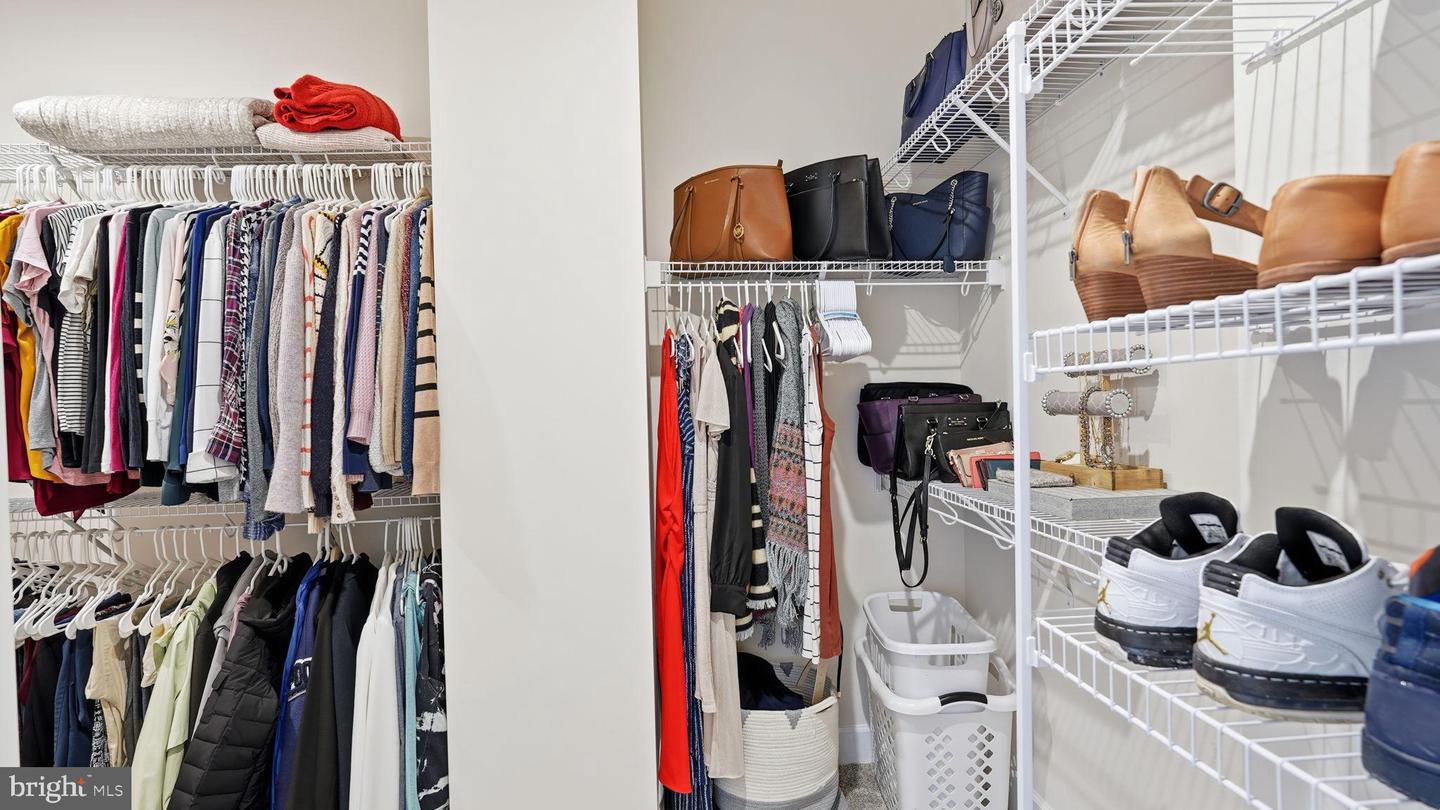 10644 HINTON WAY, MANASSAS, Virginia 20112, 4 Bedrooms Bedrooms, 12 Rooms Rooms,3 BathroomsBathrooms,Residential,For sale,10644 HINTON WAY,VAPW2110588 MLS # VAPW2110588