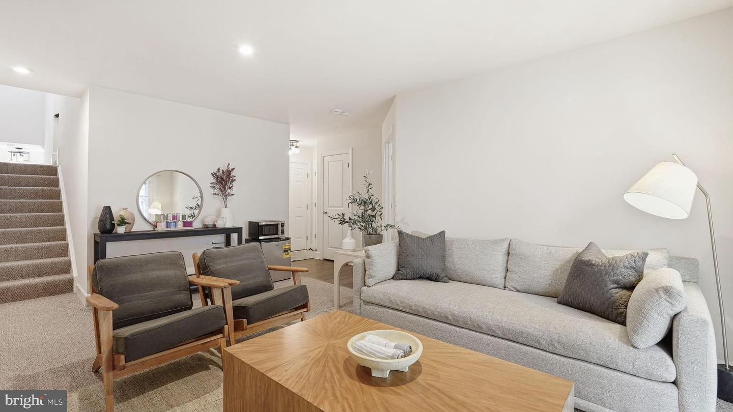 10644 HINTON WAY, MANASSAS, Virginia 20112, 4 Bedrooms Bedrooms, 12 Rooms Rooms,3 BathroomsBathrooms,Residential,For sale,10644 HINTON WAY,VAPW2110588 MLS # VAPW2110588