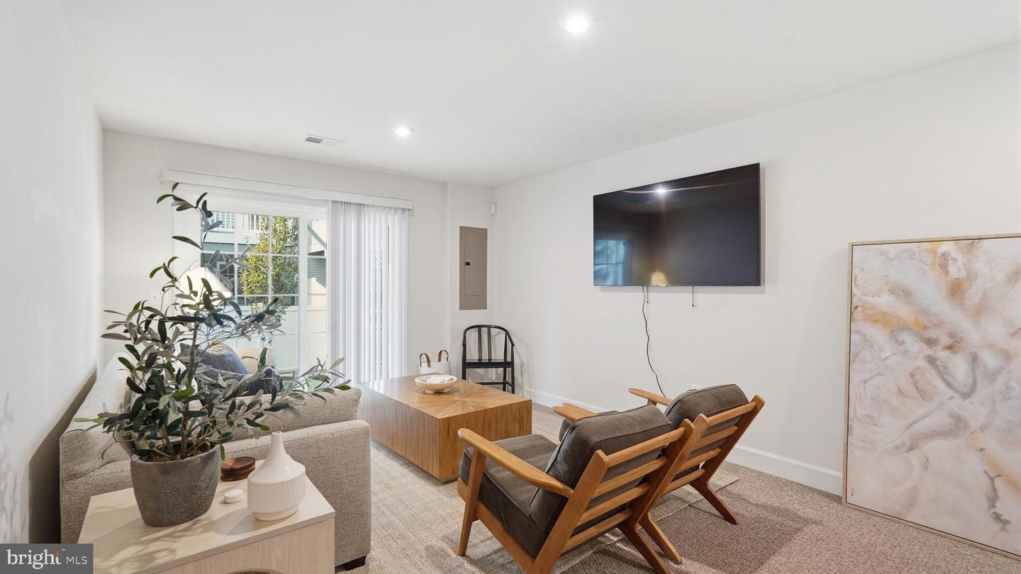 10644 HINTON WAY, MANASSAS, Virginia 20112, 4 Bedrooms Bedrooms, 12 Rooms Rooms,3 BathroomsBathrooms,Residential,For sale,10644 HINTON WAY,VAPW2110588 MLS # VAPW2110588