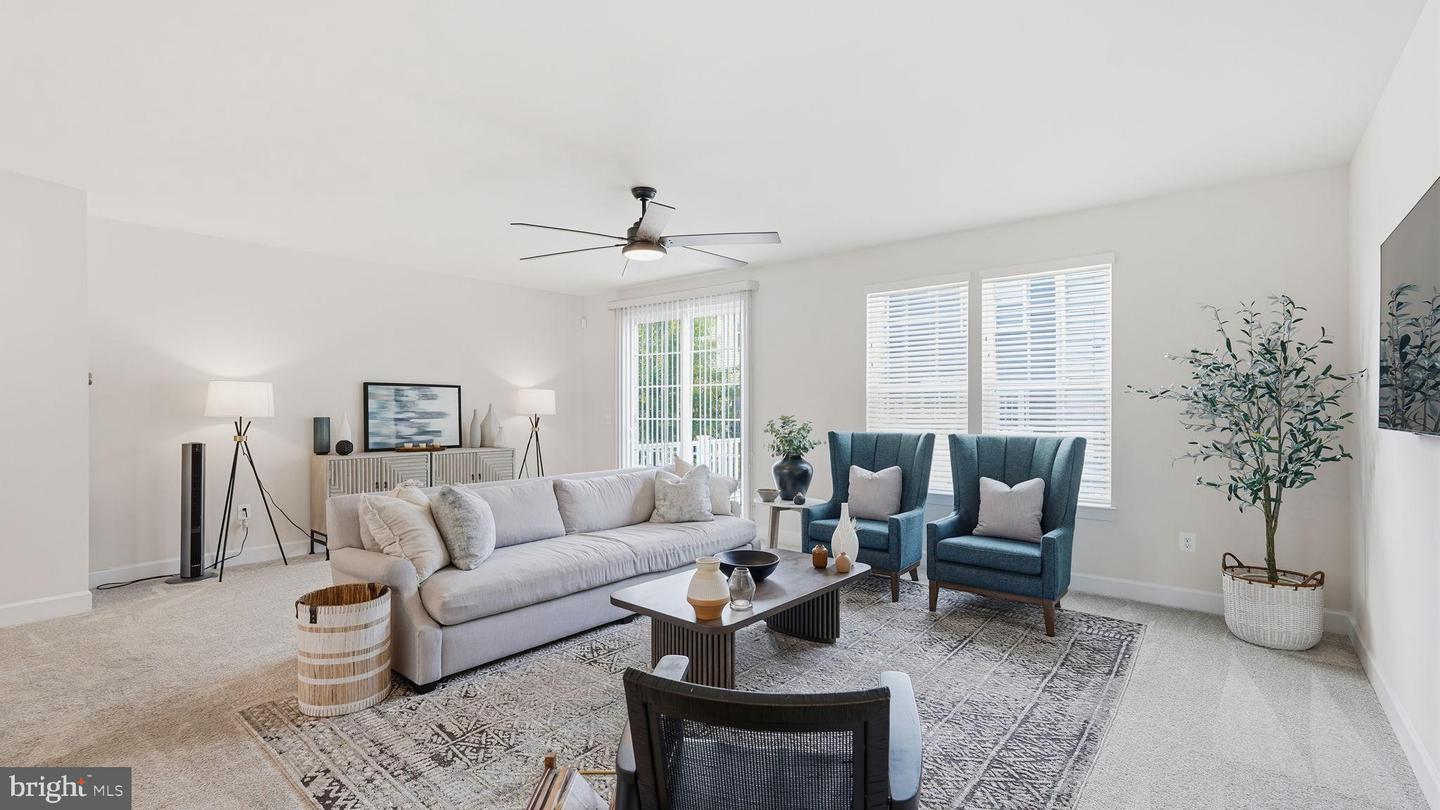 10644 HINTON WAY, MANASSAS, Virginia 20112, 4 Bedrooms Bedrooms, 12 Rooms Rooms,3 BathroomsBathrooms,Residential,For sale,10644 HINTON WAY,VAPW2110588 MLS # VAPW2110588