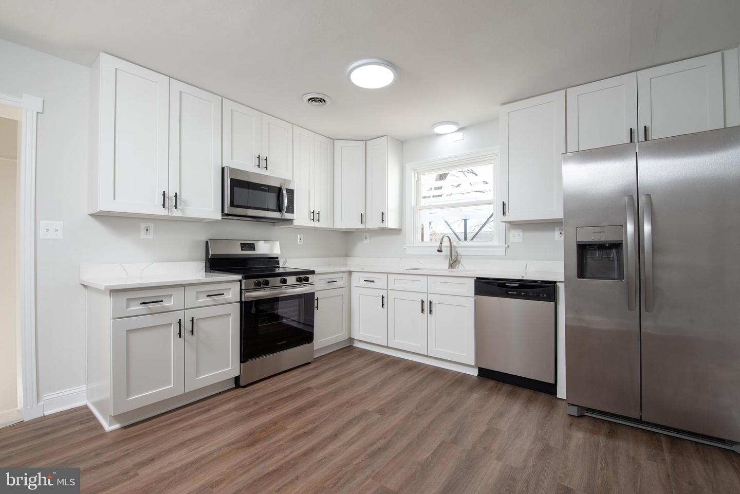 21408 ROBERTSON AVE, SOUTH CHESTERFIELD, Virginia 23803, 3 Bedrooms Bedrooms, ,2 BathroomsBathrooms,Residential,For sale,21408 ROBERTSON AVE,VACF2001360 MLS # VACF2001360