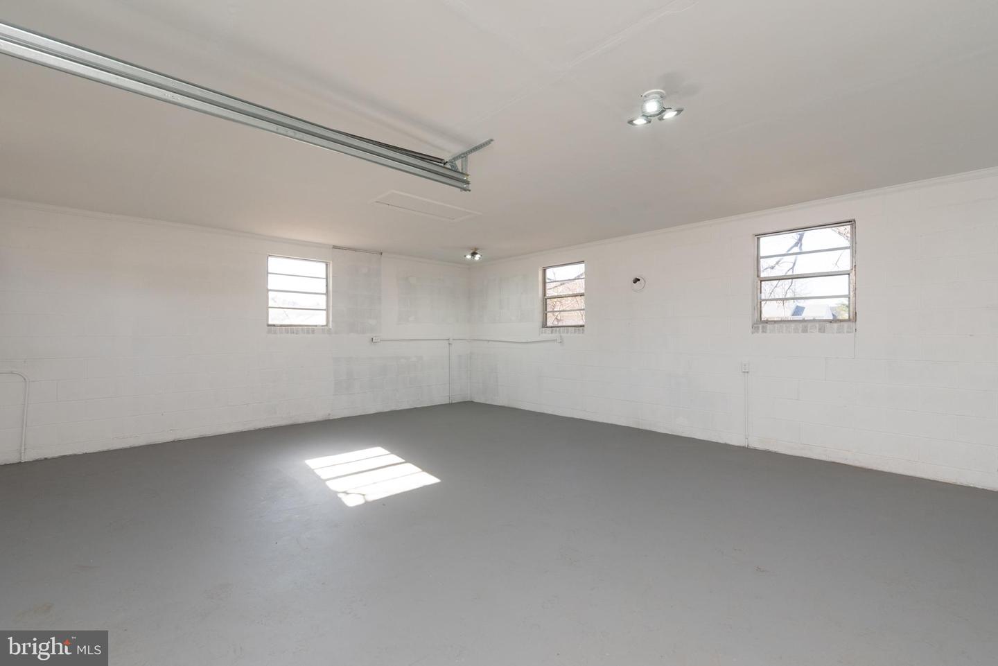 21408 ROBERTSON AVE, SOUTH CHESTERFIELD, Virginia 23803, 3 Bedrooms Bedrooms, ,2 BathroomsBathrooms,Residential,For sale,21408 ROBERTSON AVE,VACF2001360 MLS # VACF2001360