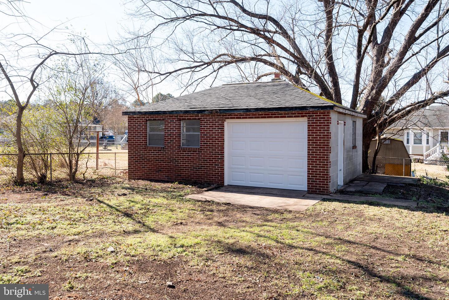 21408 ROBERTSON AVE, SOUTH CHESTERFIELD, Virginia 23803, 3 Bedrooms Bedrooms, ,2 BathroomsBathrooms,Residential,For sale,21408 ROBERTSON AVE,VACF2001360 MLS # VACF2001360