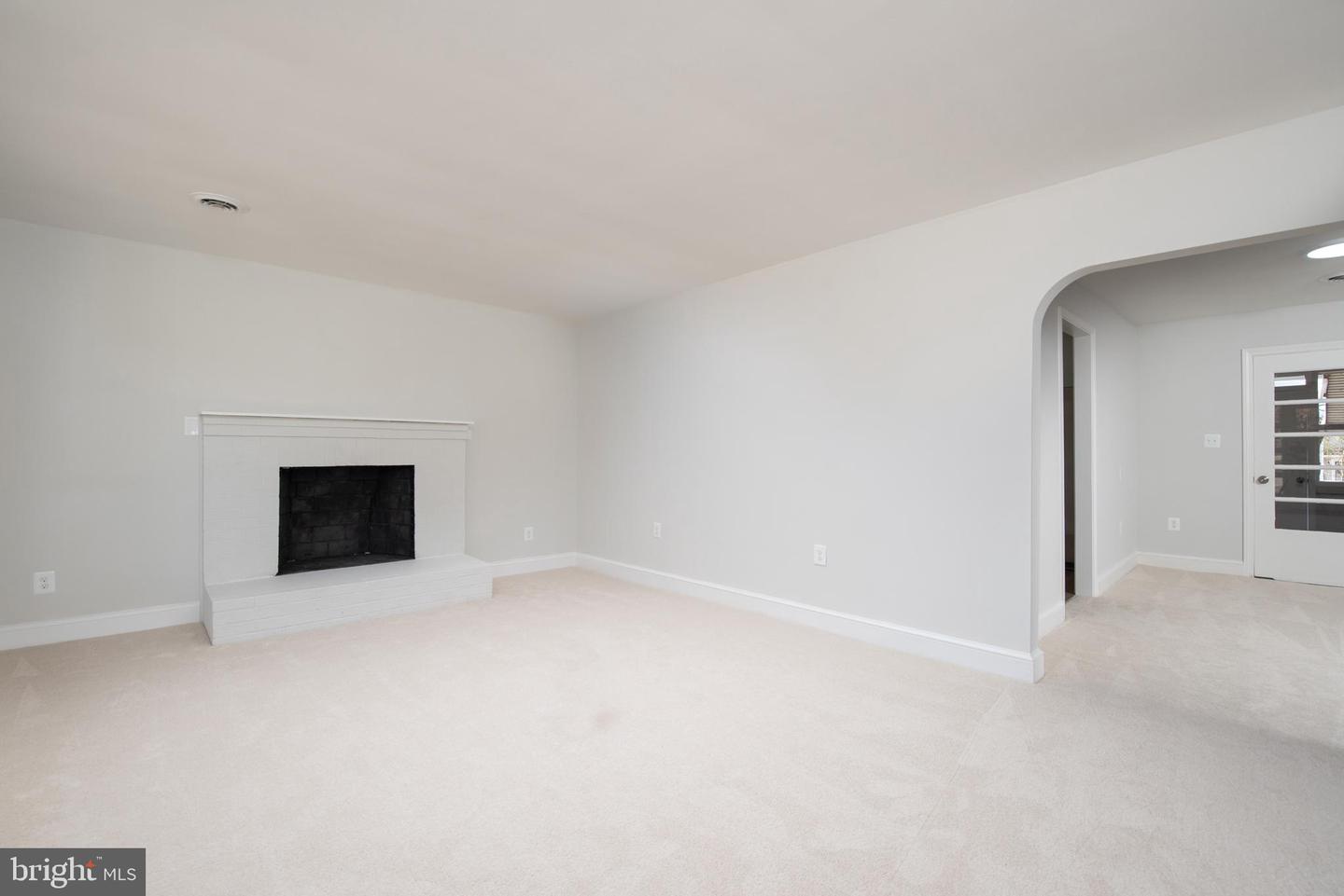 21408 ROBERTSON AVE, SOUTH CHESTERFIELD, Virginia 23803, 3 Bedrooms Bedrooms, ,2 BathroomsBathrooms,Residential,For sale,21408 ROBERTSON AVE,VACF2001360 MLS # VACF2001360