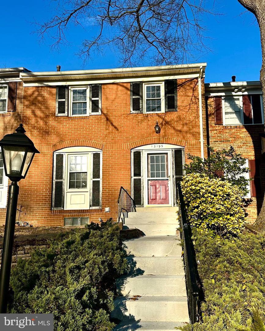 13195 PUTNAM CIR, WOODBRIDGE, Virginia 22191, 3 Bedrooms Bedrooms, 3 Rooms Rooms,3 BathroomsBathrooms,Residential,For sale,13195 PUTNAM CIR,VAPW2110722 MLS # VAPW2110722