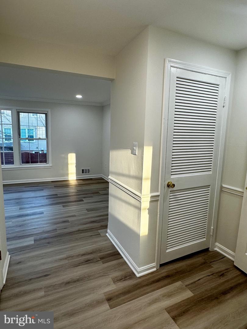 13195 PUTNAM CIR, WOODBRIDGE, Virginia 22191, 3 Bedrooms Bedrooms, 3 Rooms Rooms,3 BathroomsBathrooms,Residential,For sale,13195 PUTNAM CIR,VAPW2110722 MLS # VAPW2110722